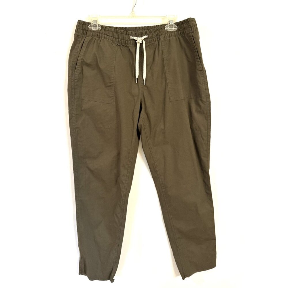 VUORI Organic Cotton Drawstring Olive Pants 
Size Medium